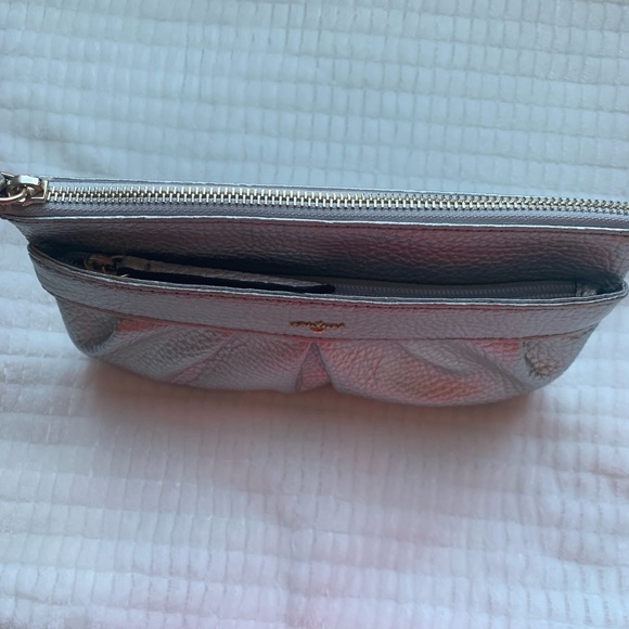 NWOT Juicy Couture wrist bag - Picture 7 of 11